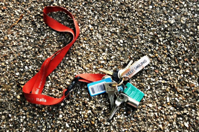 klíče s klíčenkou