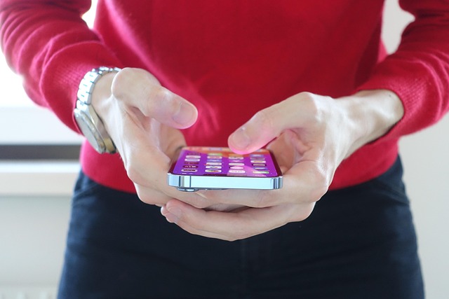 mobilní telefon